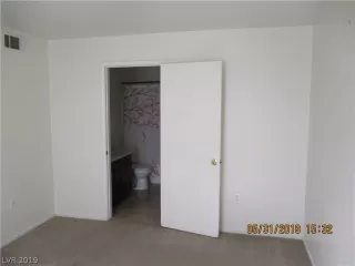 Photo #6: 2121531 Listing 