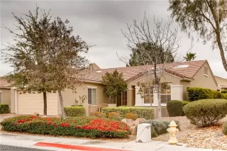 Photo #2: 2121586 Listing 