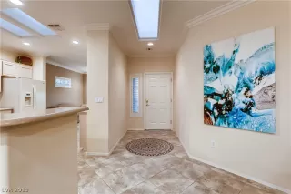 Photo #3: 2121586 Listing 