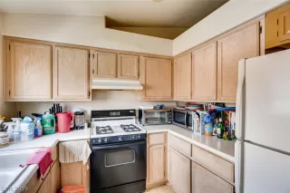 Photo #5: 2121672 Listing 