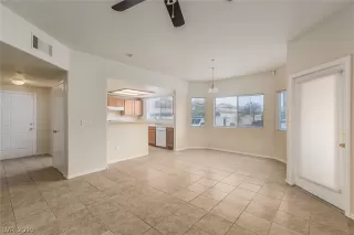 Photo #1: 2121726 Listing