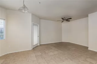 Photo #2: 2121726 Listing