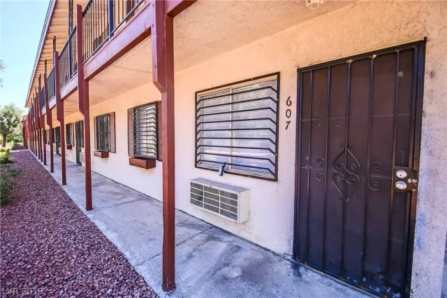 MLS: 2121749 Condo For Sale