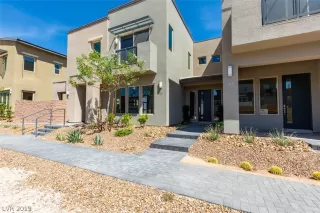 Photo #2: 2121751 Listing 