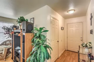 Photo #1: 2121804 Listing