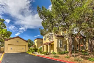 Photo #4: 2121804 Listing