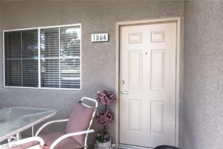 Photo #1: 2121826 Listing