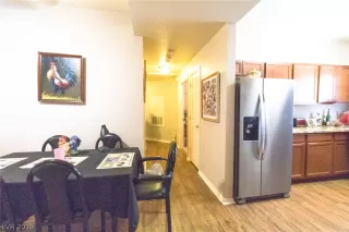 Photo #6: 2121826 Listing