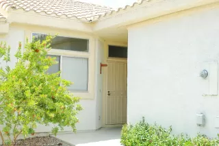 Photo #1: 2121836 Listing