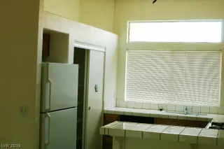 Photo #4: 2121836 Listing