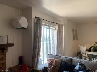 Photo #5: 2121888 Listing 