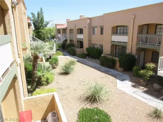 Photo #1: 2121951 Listing 