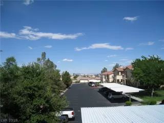 Photo #1: 2121958 Listing