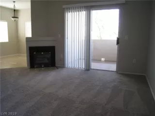 Photo #4: 2121958 Listing
