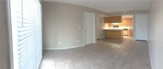 Photo #5: 2121987 Listing