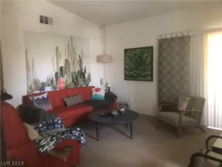 Photo #1: 2121994 Listing