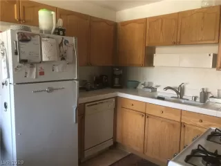 Photo #4: 2121994 Listing