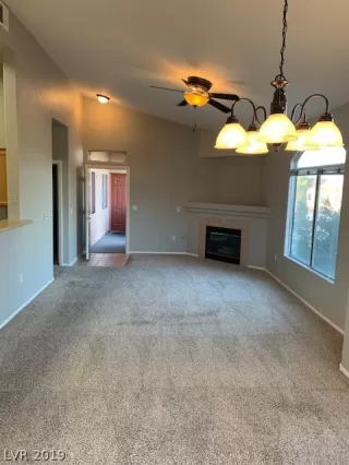 Photo #5: 2122012 Listing 