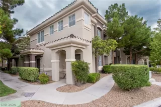 Photo #3: 2122094 Listing