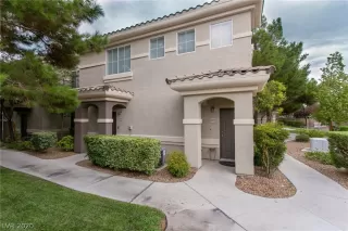 Photo #4: 2122094 Listing