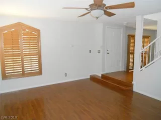 Photo #4: 2122193 Listing 