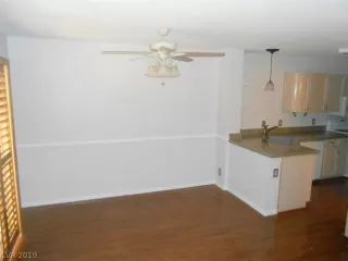 Photo #5: 2122193 Listing 