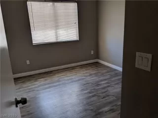 Photo #3: 2122232 Listing 