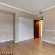 Photo #2: 2122292 Listing