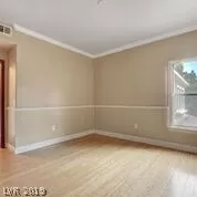 Photo #3: 2122292 Listing