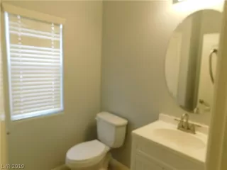 Photo #6: 2122315 Listing