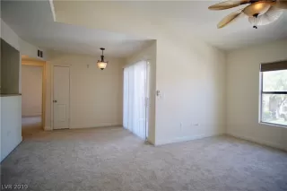 Photo #5: 2122332 Listing 