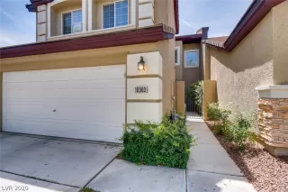 Photo #2: 2122359 Listing