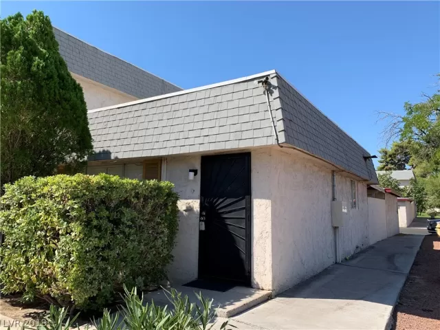 MLS: 2122382 Condo For Sale