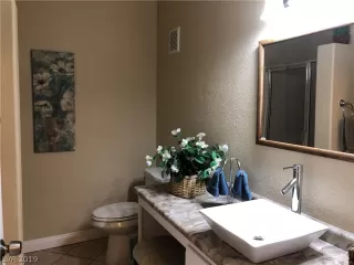 Photo #6: 2122389 Listing