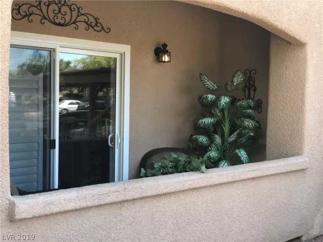 MLS: 2122450 Condo For Sale