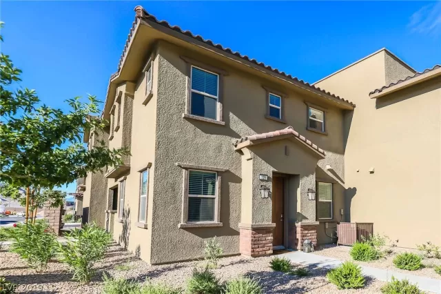 MLS: 2122452 Condo For Sale