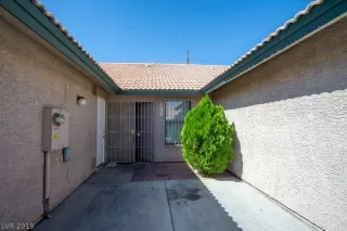 Photo #2: 2122460 Listing