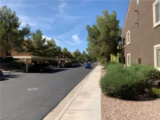 Photo #1: 2122461 Listing 