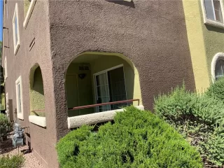 Photo #5: 2122461 Listing 