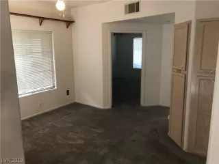 Photo #4: 2122471 Listing 