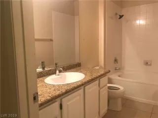 Photo #5: 2122476 Listing