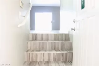 Photo #1: 2122545 Listing 