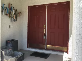 Photo #1: 2122561 Listing