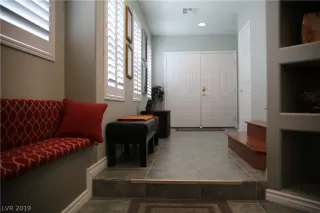 Photo #2: 2122561 Listing