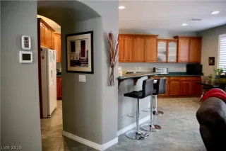 Photo #6: 2122561 Listing