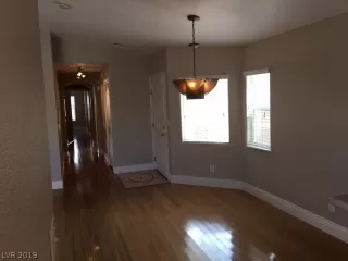 Photo #4: 2122570 Listing