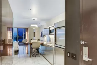 Photo #1: 2122592 Listing 