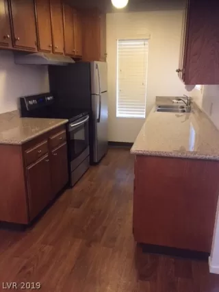 Photo #1: 2122721 Listing 