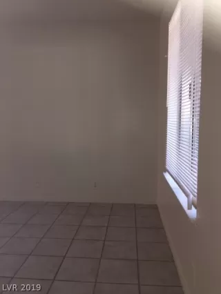 Photo #2: 2122749 Listing 