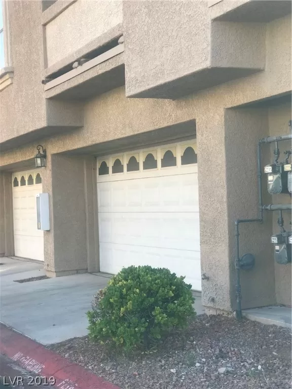 MLS: 2122782 Condo For Sale